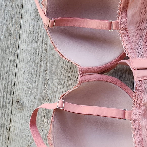 Victoria's Secret Rhinestone Lightly Lined Demi Bra 32DDD Like New Lace Sexy - Picture 7 of 7